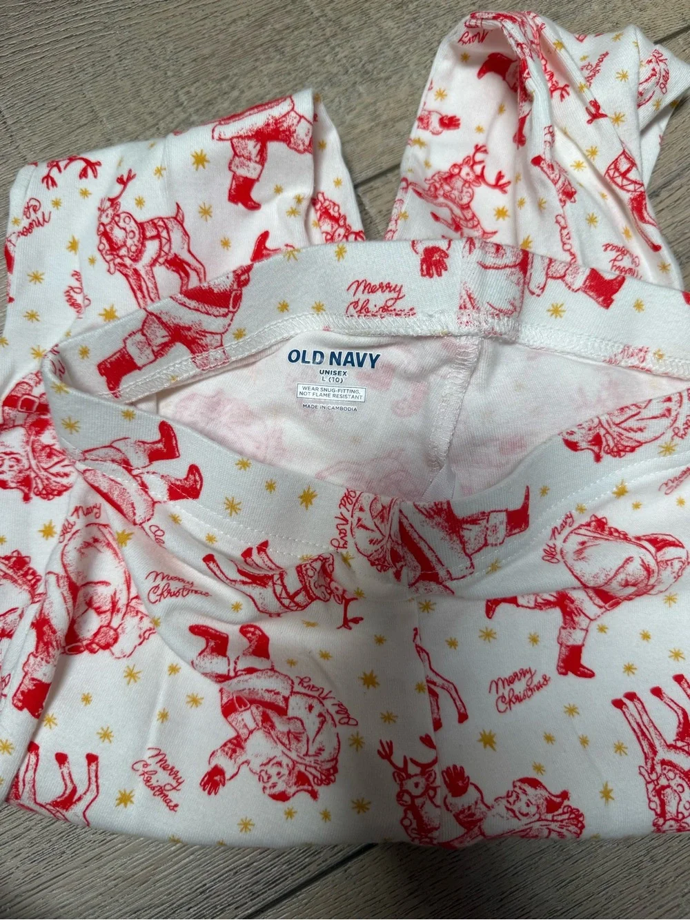 Old Navy festive pajama